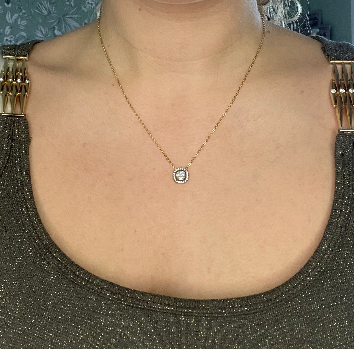 Collier Inès